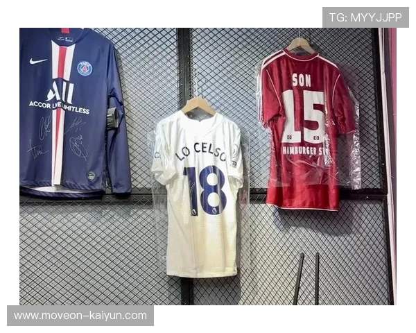 酷卡球星卡10元包足球，开启你的足球收藏之旅，尽享超值惊喜和丰富卡片体验